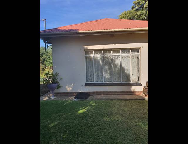 3 BEDROOM HOUSE SOLD IN GLENCOE
